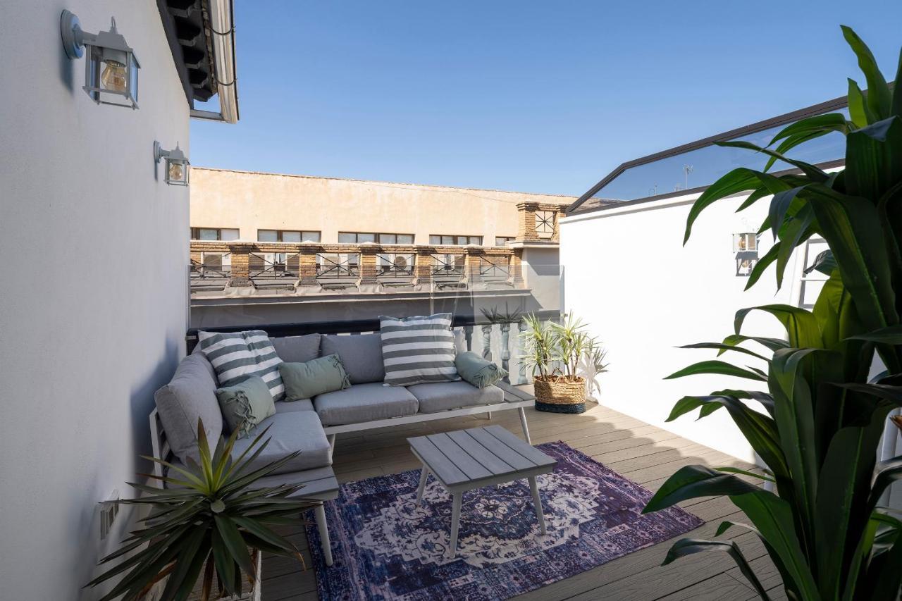 Palatina Concept Suites Granada Exterior photo