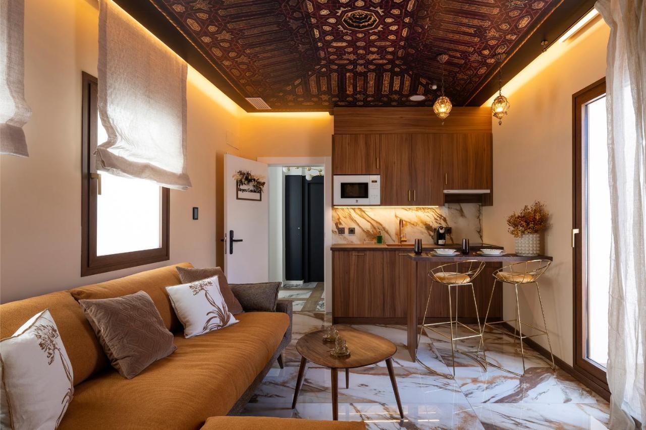 Palatina Concept Suites Granada Exterior photo