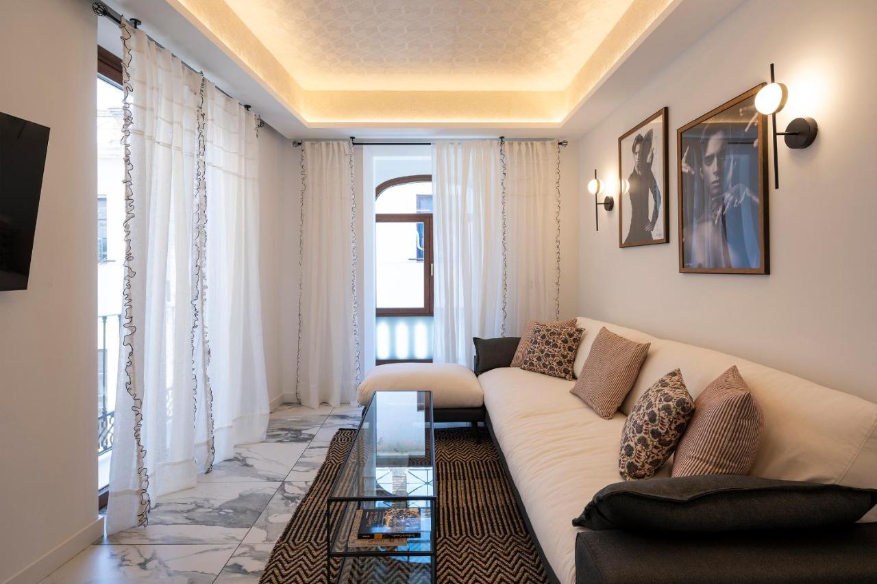 Palatina Concept Suites Granada Exterior photo